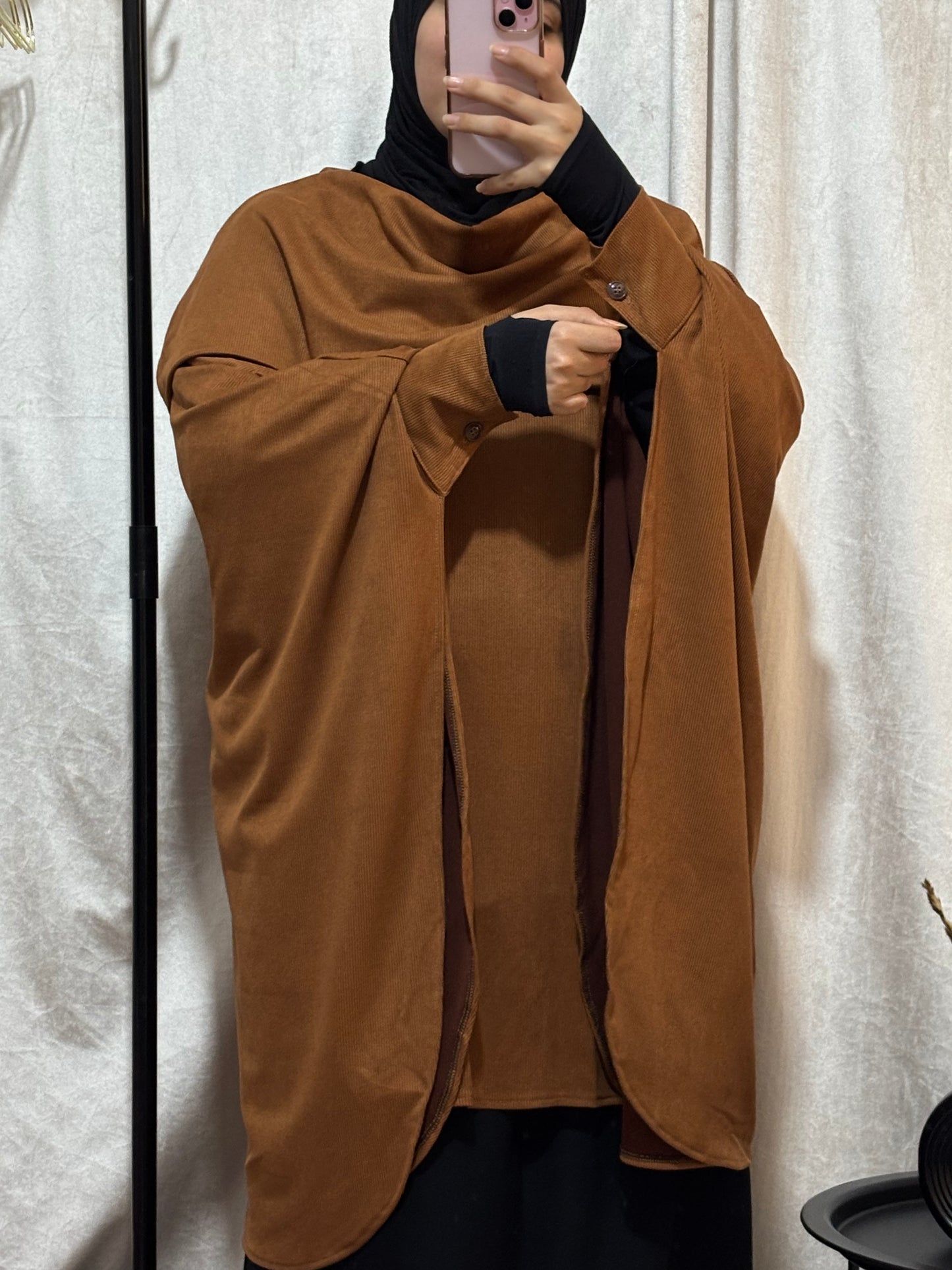 Manteau Premium Cape Modeste – Élégance Moderne